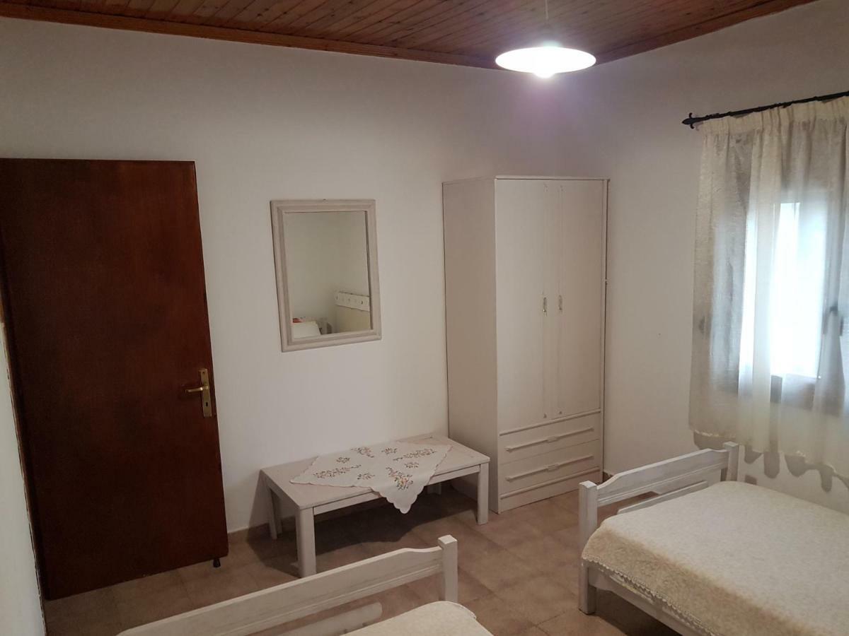 דירות אגיוס ניקולאוס Nikolaos House מראה חיצוני תמונה
